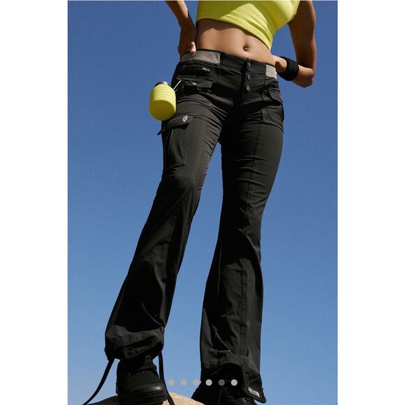 Free People Movement Cascade Flare Pants Medium Muted Beige NWOT Cargo Stretch - Picture 1 of 10